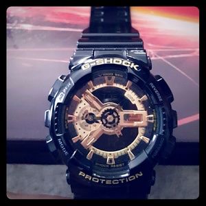 G-shock Watch ((Gold & Black))